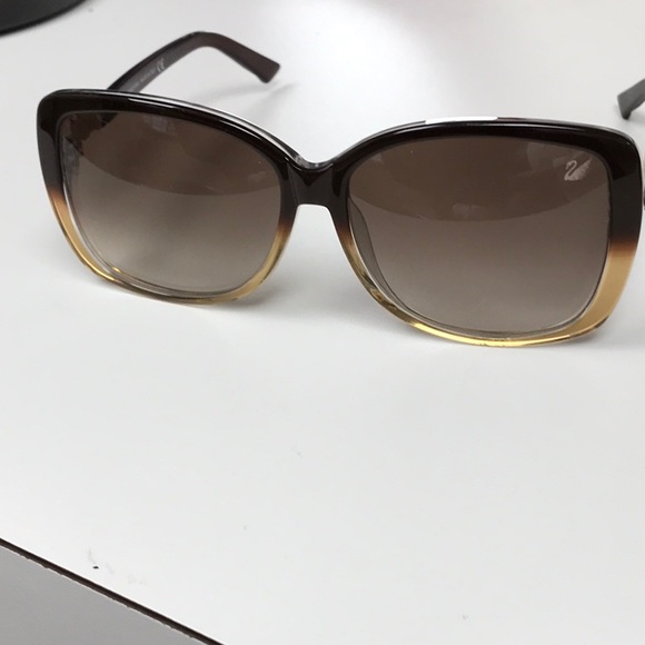 SwarovskiVintageCrystalEncrusted sunglasses Never Used Made in Italy ?? main image 6